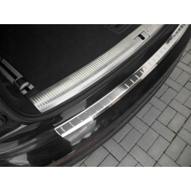 Накладка на задний бампер (полированная) Audi Q7 (2005-2015) бренд – Omtec (Omsaline) главное фото